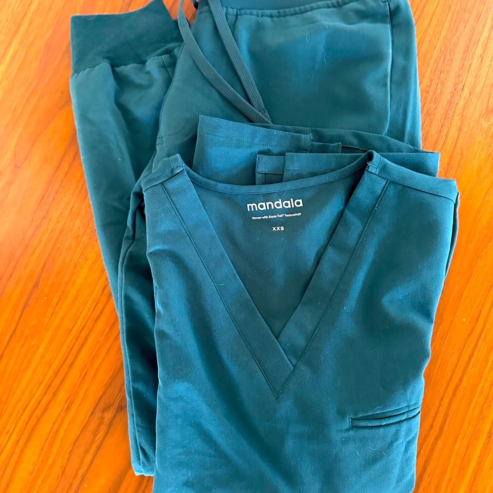 Mandala scrubs